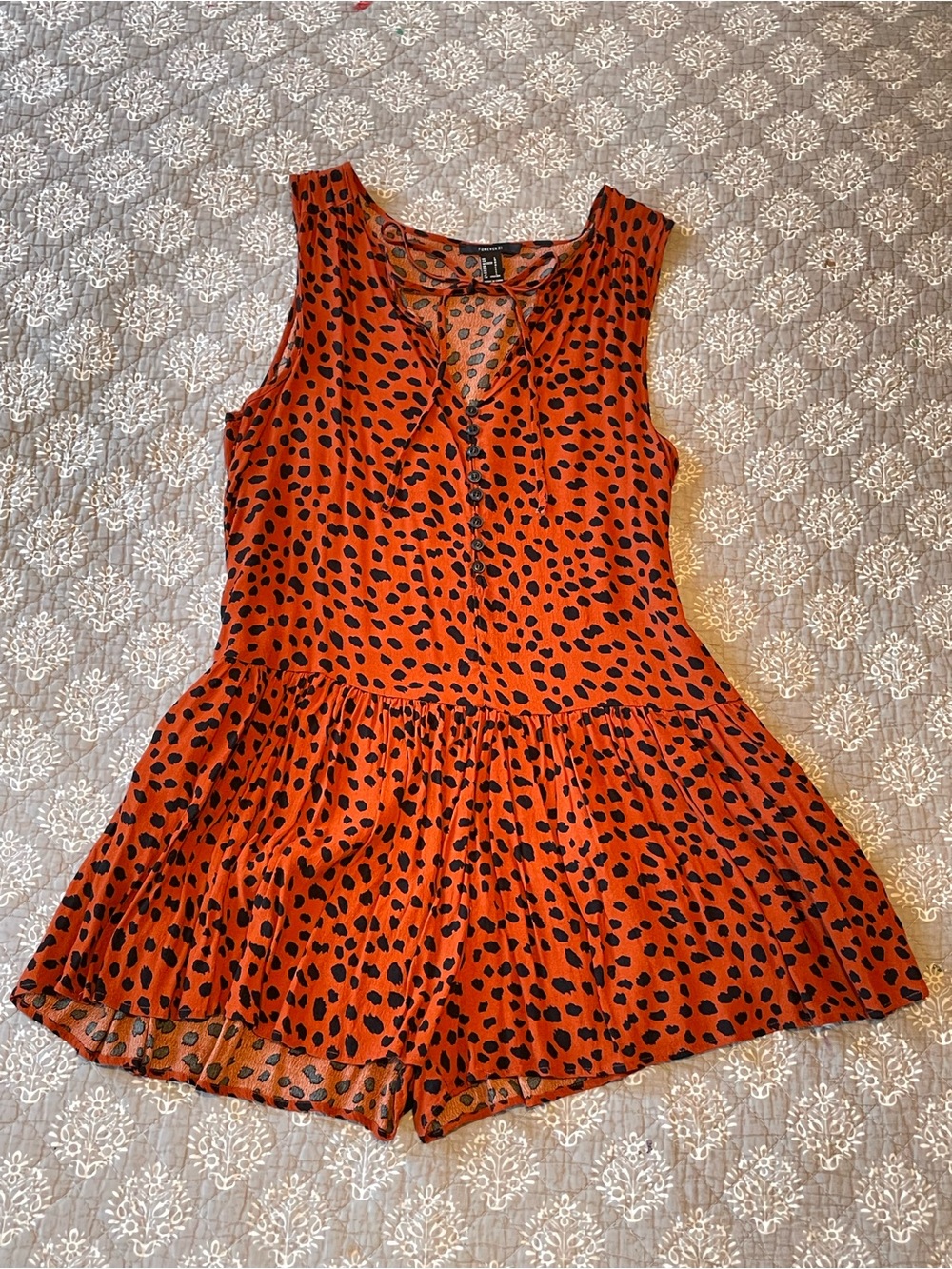 Forever 21 Sleeveless Rust-Orange and Black Cheetah Print Romper size L